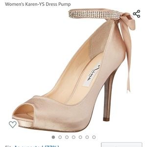 NIB Nina Champagne Heels Sz 7